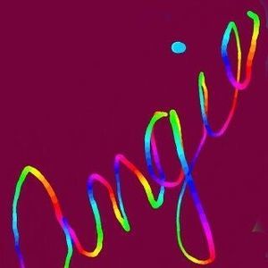 Meet your Posher, Angie